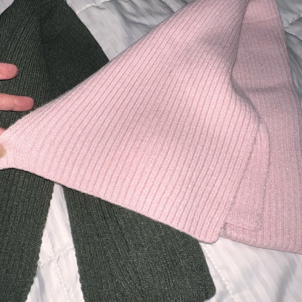Time and Tru Ribbed Knit Scarves -black and Pink one size - Picture 5 of 6